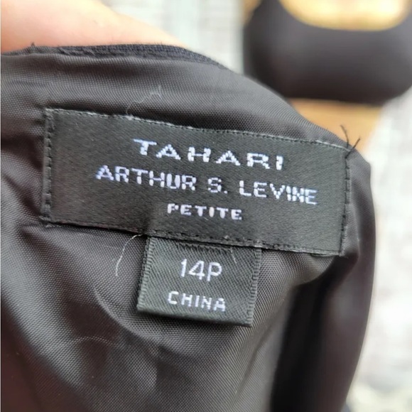 TAHARI ARTHUR S. LEVINE black linen blend dress - Picture 3 of 4